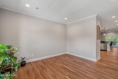 Welcome to 102 East Fortenberry St! This move-in ready 3-bedroom - photo 4