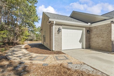 Price Improvement! Beautifully updated 3BR/2BA pond-front home - photo 26