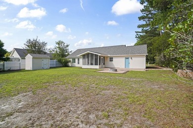 Price Improvement! Beautifully updated 3BR/2BA pond-front home - photo 31