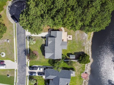 Price Improvement! Beautifully updated 3BR/2BA pond-front home - photo 39
