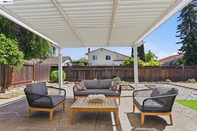 Well-maintained and thoughtfully updated 4-bedroom, 2.5-bath - photo 42