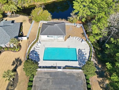 Price Improvement! Beautifully updated 3BR/2BA pond-front home - photo 42