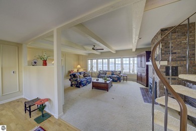 Set on the coveted south end of Big Glen Lake with 90 feet of - photo 8