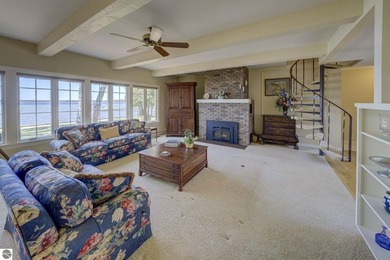 Set on the coveted south end of Big Glen Lake with 90 feet of - photo 10