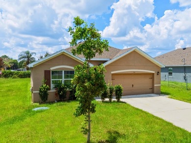 Amazing 2021 construction with this 4 Bedroom and 2 Bathroom - photo 3