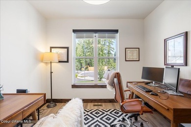 Located at the end of a quiet cul-de-sac, this spacious 5 bed, 3 - photo 25