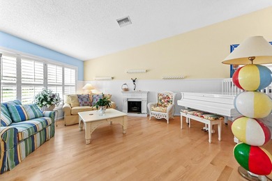 Welcome to a vibrant Lake Charleston pool home that blends - photo 7