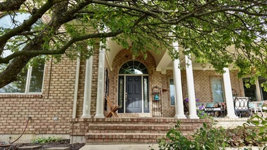 Welcome to a very carefully created and designed home promising - photo 10