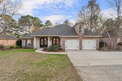 Lake Serene Home For Sale in Hattiesburg Mississippi