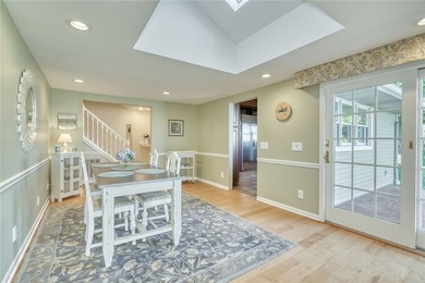 RARE FIND! Stunning 2400sf 4BR 3BA waterfront Cape Cod all - photo 12