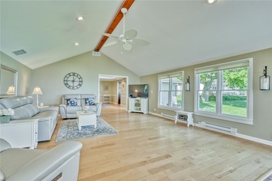 RARE FIND! Stunning 2400sf 4BR 3BA waterfront Cape Cod all - photo 15