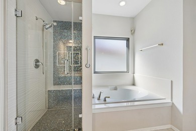 Located in the gated community of Lakeside Village, this - photo 15