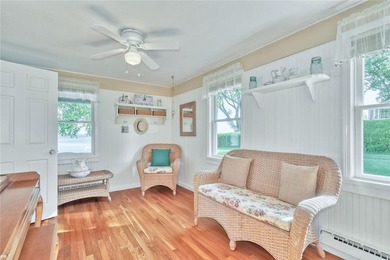 RARE FIND! Stunning 2400sf 4BR 3BA waterfront Cape Cod all - photo 18