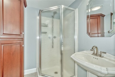 RARE FIND! Stunning 2400sf 4BR 3BA waterfront Cape Cod all - photo 23