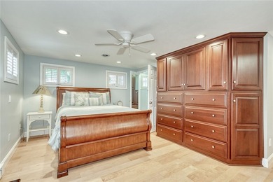 RARE FIND! Stunning 2400sf 4BR 3BA waterfront Cape Cod all - photo 25