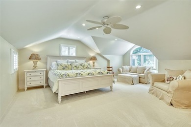 RARE FIND! Stunning 2400sf 4BR 3BA waterfront Cape Cod all - photo 28