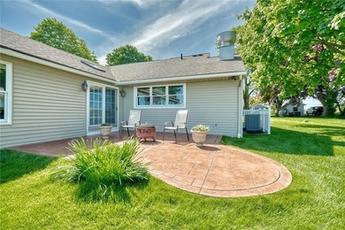 RARE FIND! Stunning 2400sf 4BR 3BA waterfront Cape Cod all - photo 32