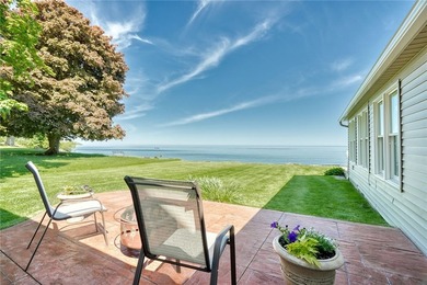 RARE FIND! Stunning 2400sf 4BR 3BA waterfront Cape Cod all - photo 33