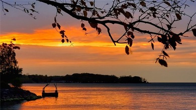 RARE FIND! Stunning 2400sf 4BR 3BA waterfront Cape Cod all - photo 46