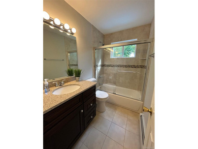 This stunning, meticulously maintained 4-bedroom, 2.5-bath - photo 13