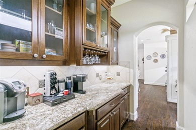 Showstopper! Entertain Friends and Family in this Rare Gem and - photo 13