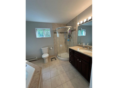 This stunning, meticulously maintained 4-bedroom, 2.5-bath - photo 16