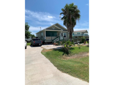 Salt Lake Home For Sale in Rockport Texas