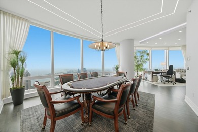 Stunning Renovation at Chicago's Preeminent Address: Trump Tower - photo 33