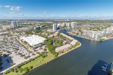 Intracoastal Waterway - Miami-Dade County Condo For Sale in Hollywood Florida