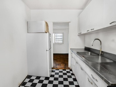 Welcome to 4 Fordham Hill Oval #8D. Offering spectacular views - photo 3