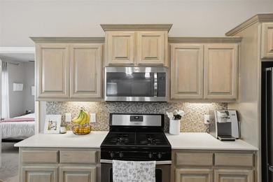 BIG price improvement!! Welcome to this inviting 3 bedroom, 2 - photo 12