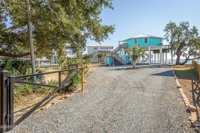 This 3-bedroom 2 bath is a Octagon home on .333 acres is built - photo 14
