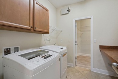 Welcome to this beautifully maintained 4-bedroom, 3-bath home - photo 29