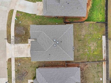 BIG price improvement!! Welcome to this inviting 3 bedroom, 2 - photo 40