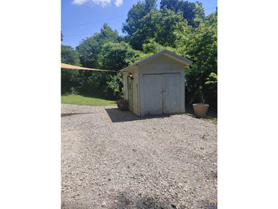 WOW!!! COME SEE THIS ADORABLE RANCH HOME ON 2 WOODED LOTS!! 2 - photo 5