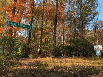 Lake Lot Off Market in Tamassee, South Carolina