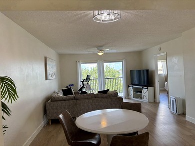 Come experience breathtaking lakefront living from this - photo 12