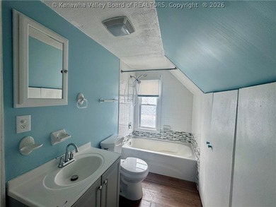Welcome home to this charming 5 bdr 2.5 bath residense that - photo 13
