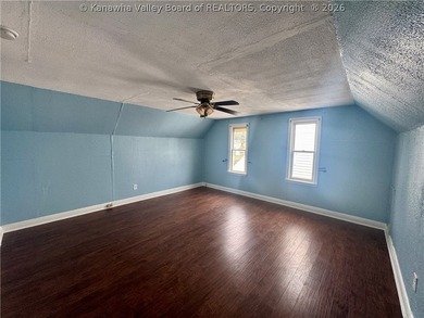 Welcome home to this charming 5 bdr 2.5 bath residense that - photo 14