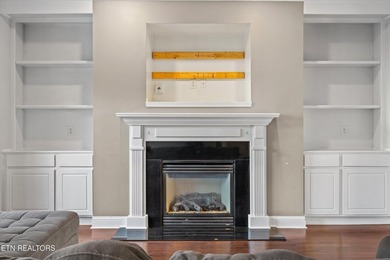 Discover the best of both worlds! This beautiful 3-bedroom, 2 - photo 10