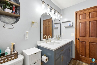 **** Sunday 6/21 Open House is cancelled per seller **** - photo 26
