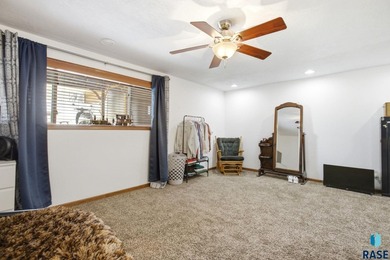**** Sunday 6/21 Open House is cancelled per seller **** - photo 30