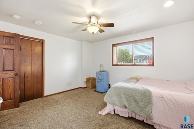 **** Sunday 6/21 Open House is cancelled per seller **** - photo 32