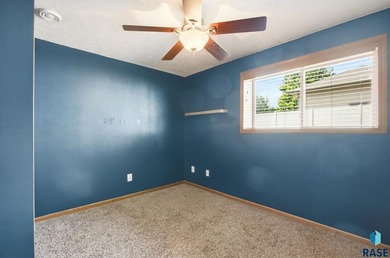 **** Sunday 6/21 Open House is cancelled per seller **** - photo 33