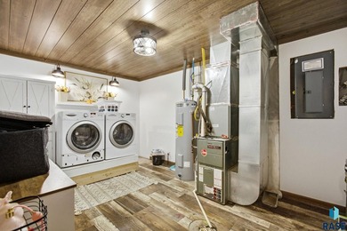 **** Sunday 6/21 Open House is cancelled per seller **** - photo 37