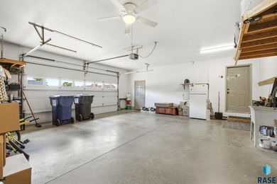**** Sunday 6/21 Open House is cancelled per seller **** - photo 45