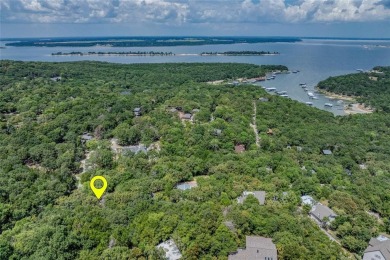 Lake Home For Sale in Pottsboro, Texas