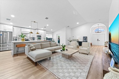 Prepare to be captivated by this stunning single-family home - photo 6