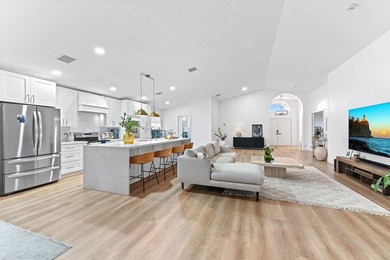 Prepare to be captivated by this stunning single-family home - photo 7