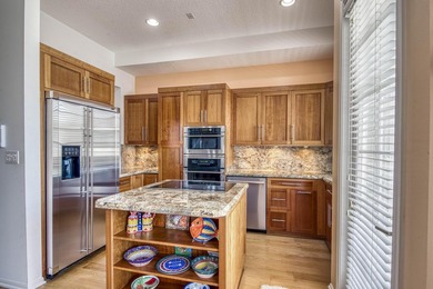 Just steps from Jupiter Beach, this 4-bedroom, 4-bathroom - photo 7